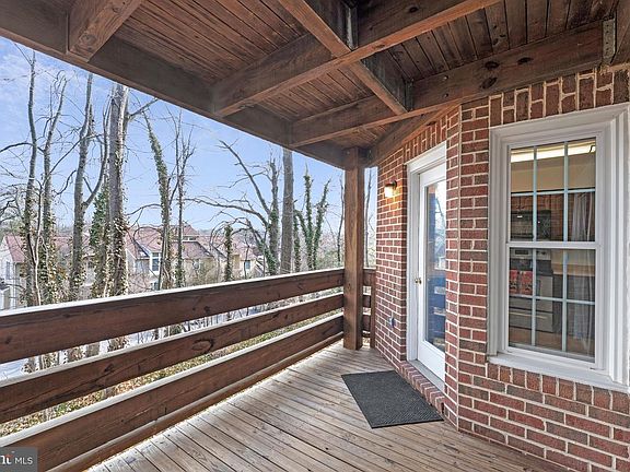 2nd image of 11144 Beaver Cir #11144