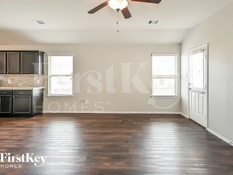 14005 Lake Crescent Dr — Photo 6