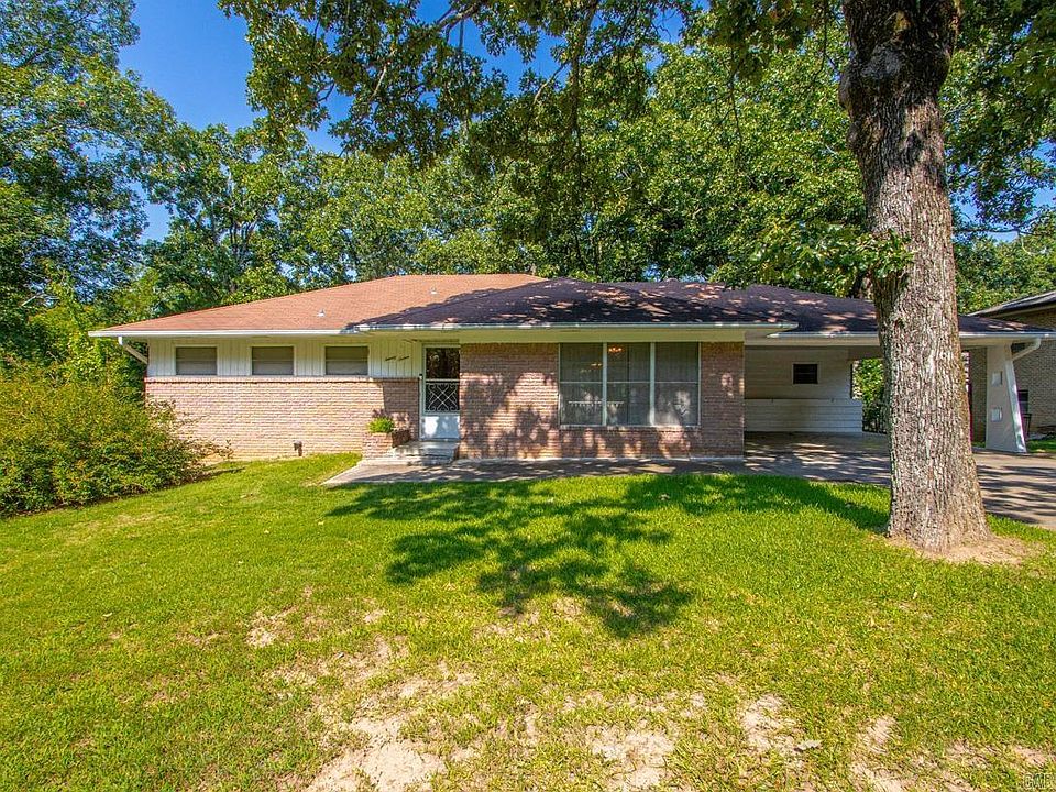 1st image of 27 Wesley Dr