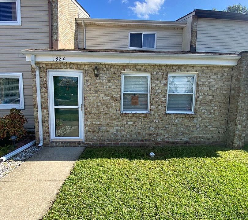 1st image of 1324 Sierra Dr