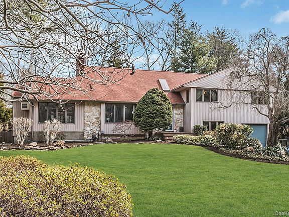 3rd image of 9 Cold Spring Hills Road