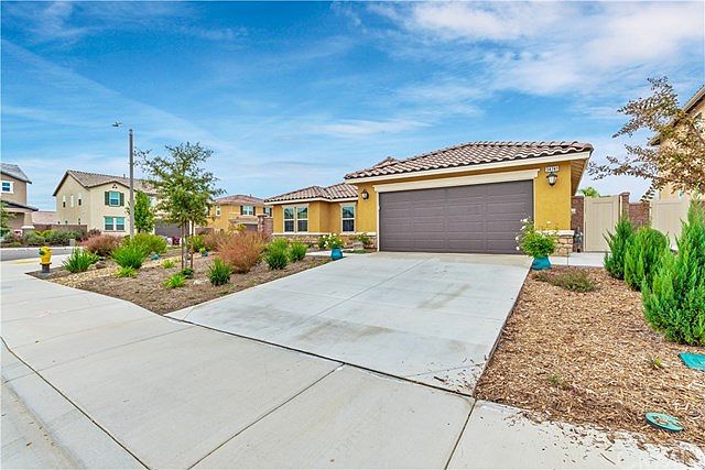 1st image of 34741 Elkhorn Ct