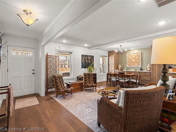 2nd image of 3211 Village Rd