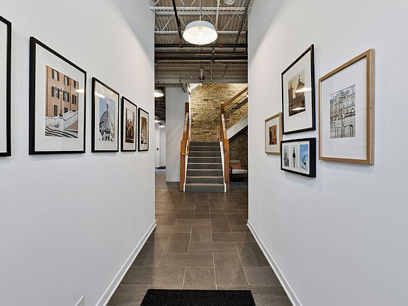 5th image of 1401 N Western Ave #21