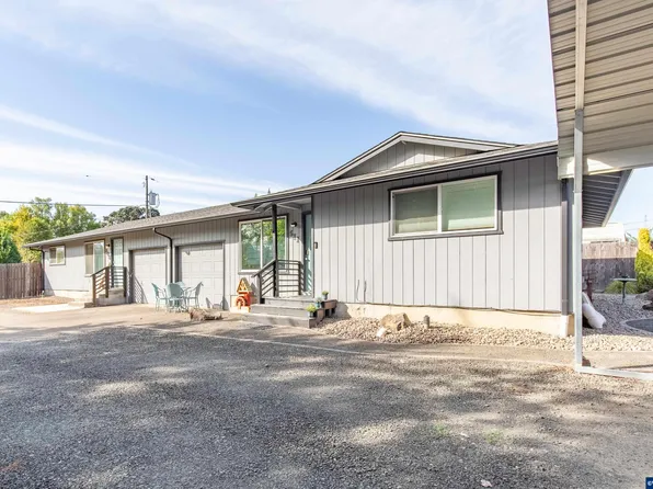 509 S 17th St, Philomath, OR 97370