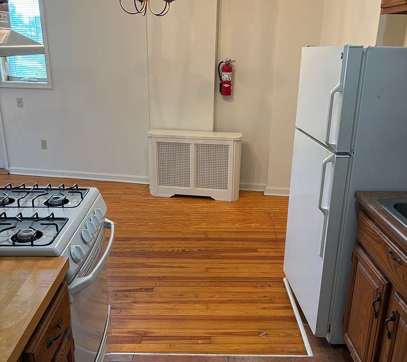 1st image of 1505 Bywood Ave #0