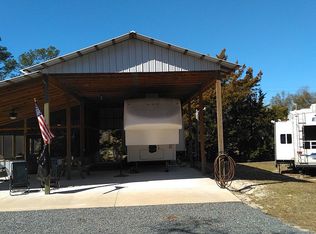 1801 Oak Ave NE, Steinhatchee, FL 32359