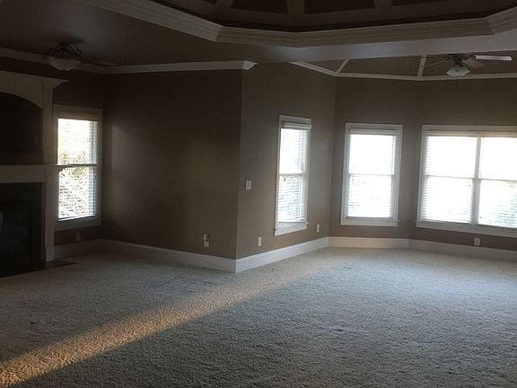 3rd image of 1009 Pathview Ct