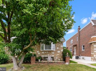 7502 Battersby St, Philadelphia, PA 19152