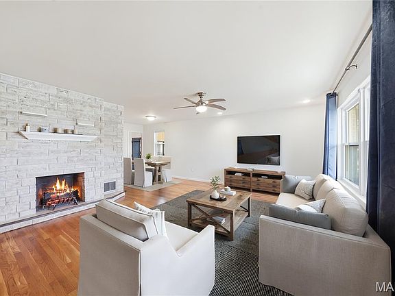 4th image of 3817 Upton St