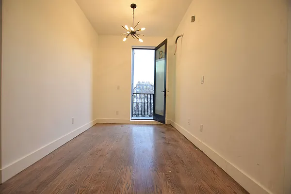 Rented by null | media 55