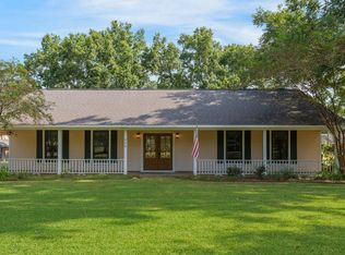 908 Landreneau St, Washington, LA 70589