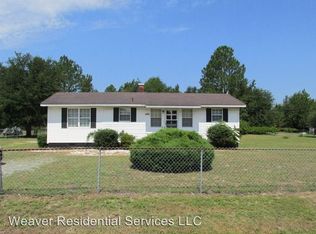 5422 Parkton Rd, Hope Mills, NC 28348