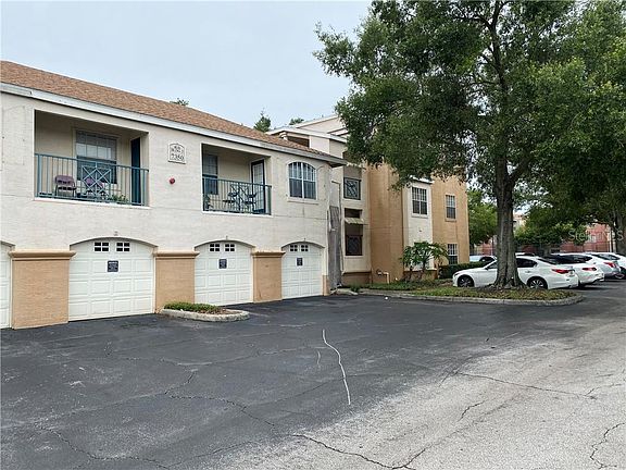 2nd image of 7350 Westpointe Blvd APT 221