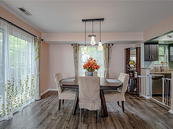 5th image of 7287 Chatham Ct #15