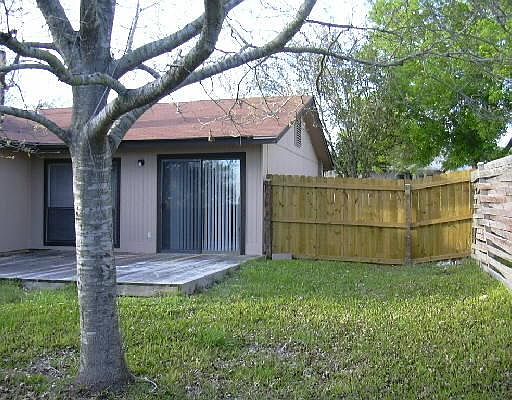 3rd image of 10322 APPOMATTOX DR