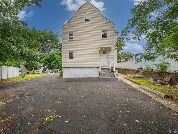 4th image of 95 Grant Street