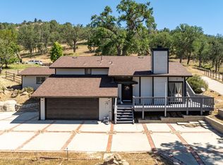 24360 Willow Pass Dr, Tehachapi, CA 93561