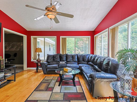 4th image of 1831 Nielwood Dr