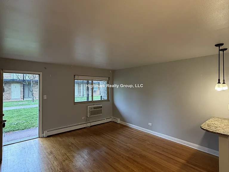 8506 Waukegan Rd #M02 — Photo 5