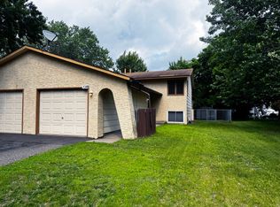 7348 Zenith Ave N, Brooklyn Park, MN 55443