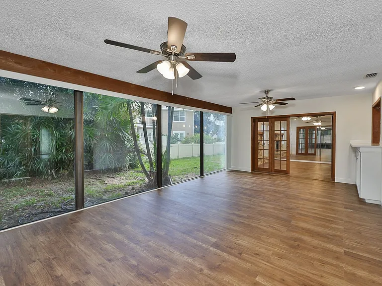 2823 Heron Pl — Photo 32