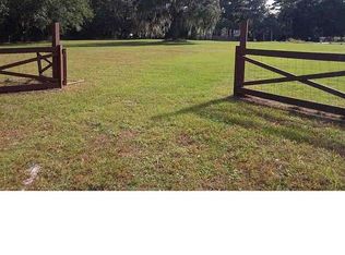 1371 Heath Rd, Green Cove Springs, FL 32043