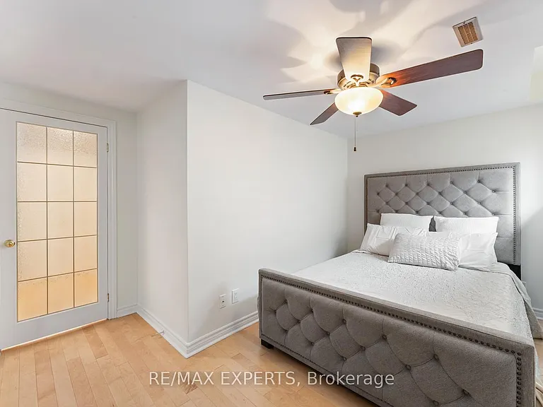 100 Hesp Dr #BASEMENT — Photo 15