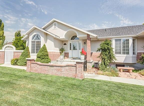 2nd image of 3234 W Cameron Ct