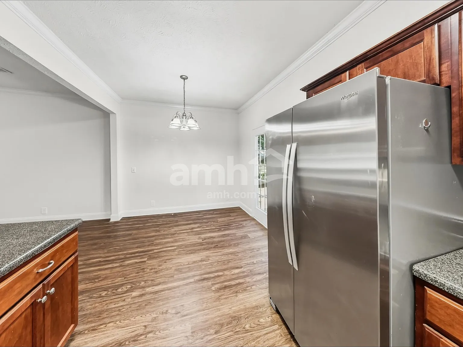 3 bed, 2.5 bath, 1957 sqft, $2,275 — Photo 4