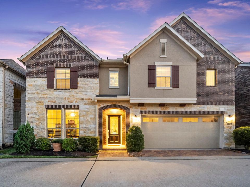 1st image of 18311 Parkview Point Dr