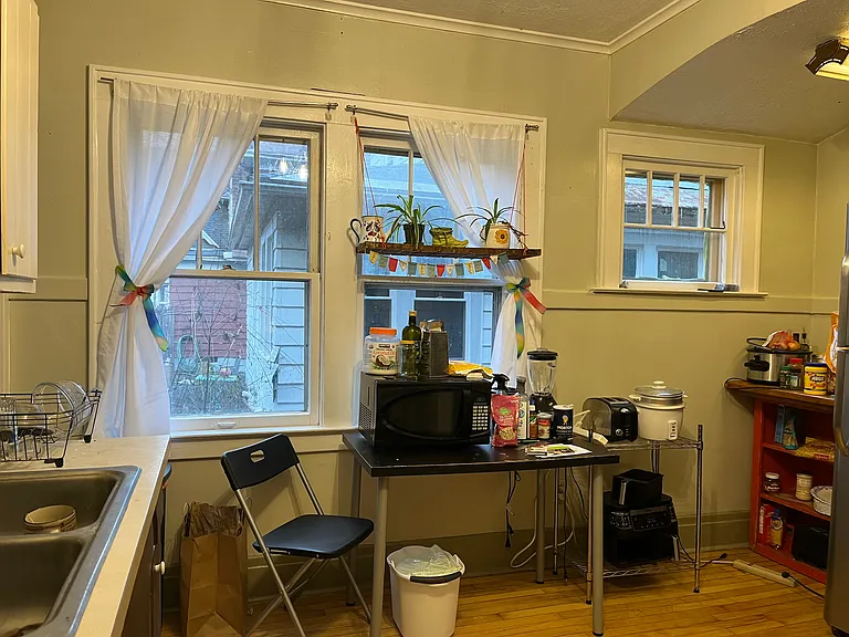 170 Fellows Ave #1B — Photo 6
