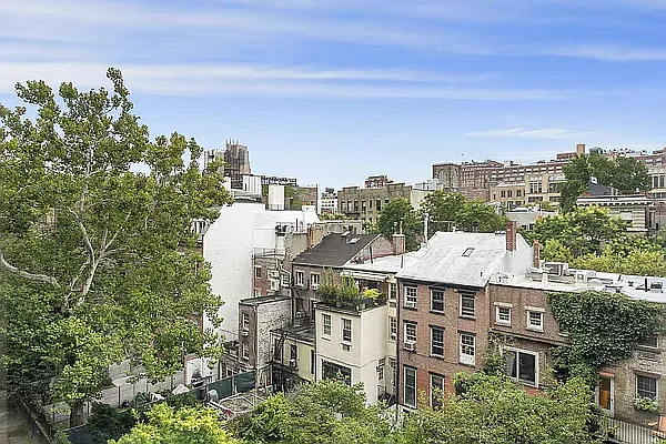 Sold by Cian K Connor, LREB | media 30