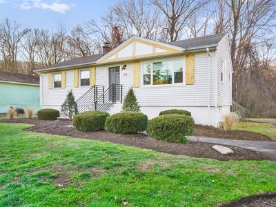 132 Toll House Lane, Fairfield, CT, 06825