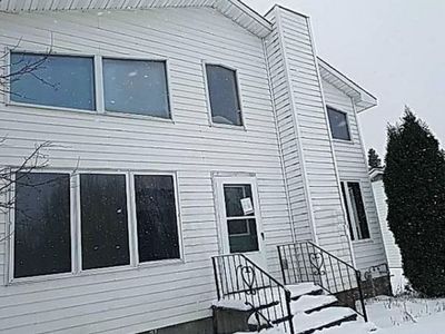 1702 1st St W, Eveleth, MN, 55734