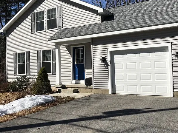 1379 Van Antwerp Rd, Niskayuna, NY 12309