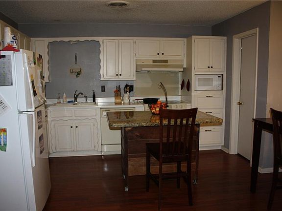 5th image of 1410 Jackson St