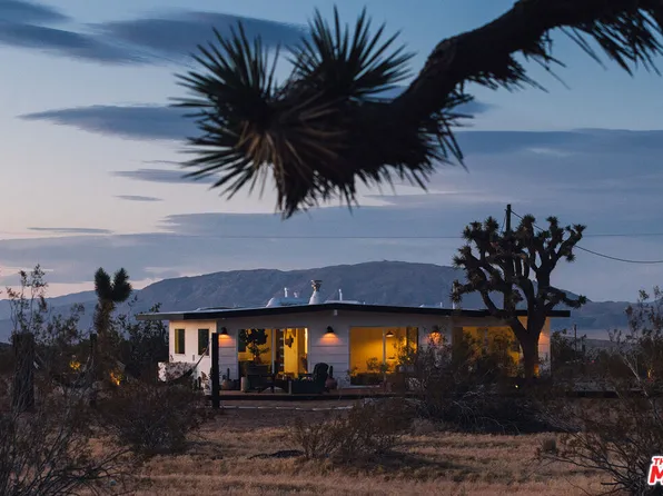 60277 Stearman Rd, Landers, CA 92285