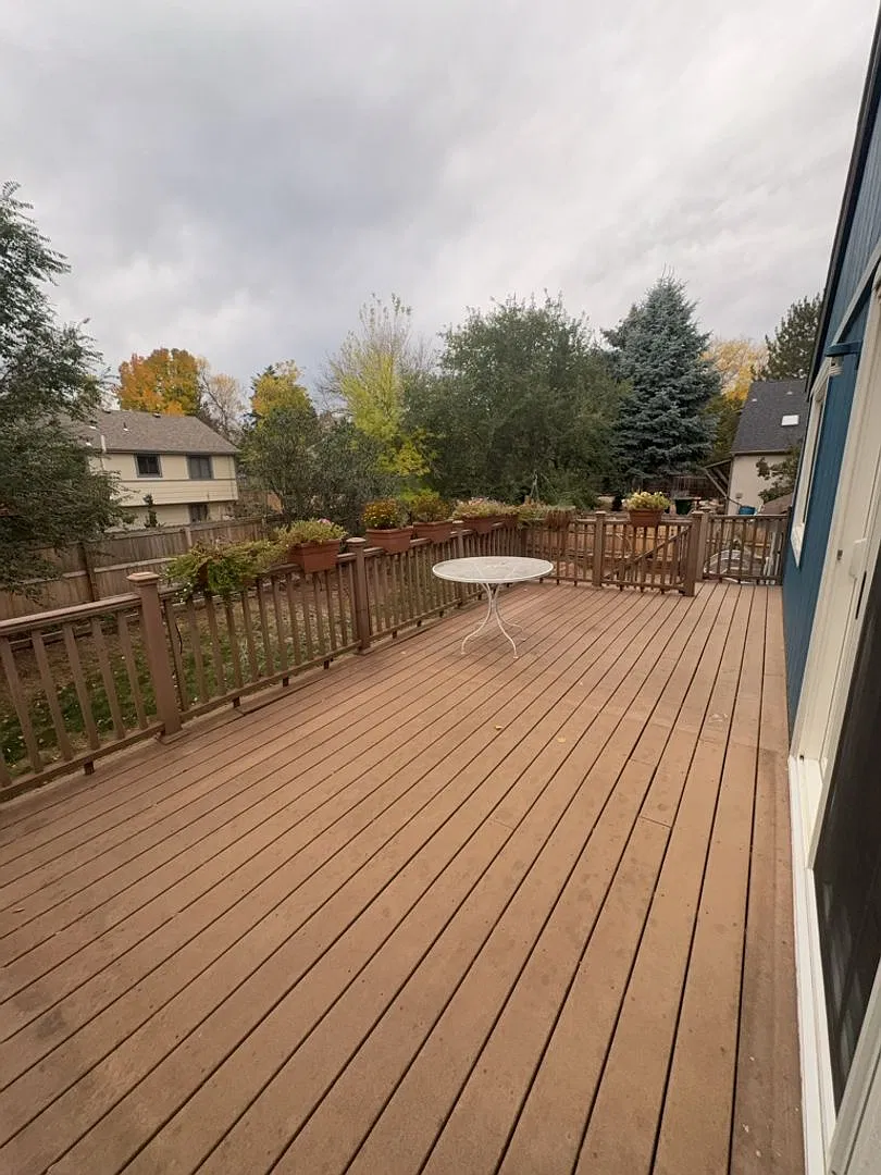 Charming Home with Spacious Living Areas & Huge Fenced Backyard! — Photo 3