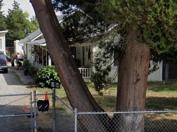 819 21st Street SE, Puyallup, WA 98372