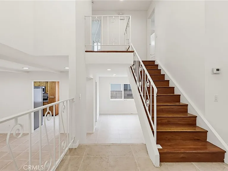 18102 Hatteras St — Photo 6