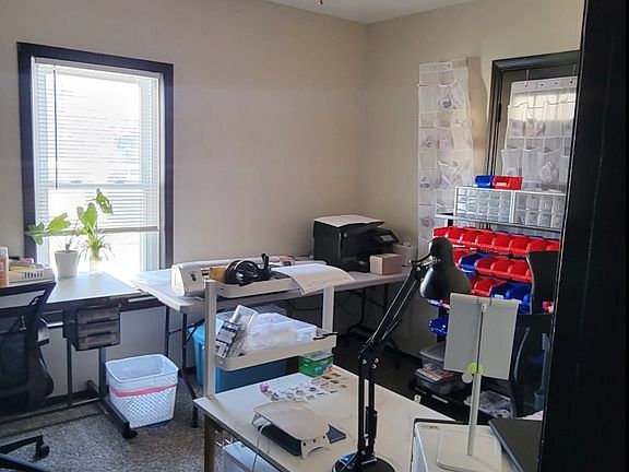 2nd image of 346 Eagle St APT 2