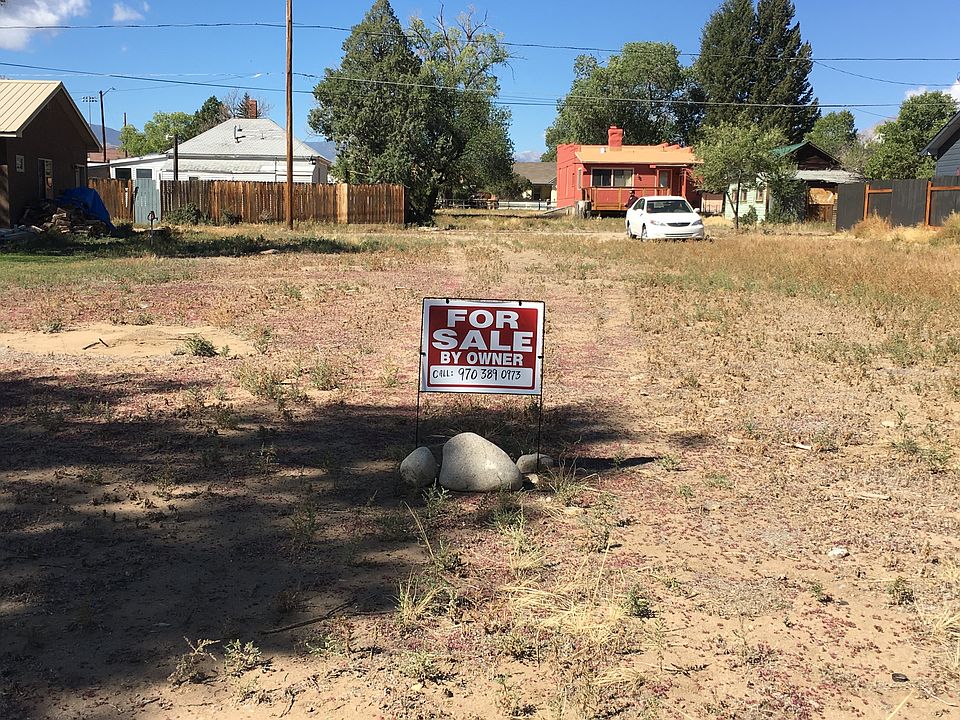 2nd image of 448 Blake St