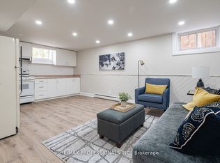 364 Rathburn Rd, Toronto, ON M9B2M1