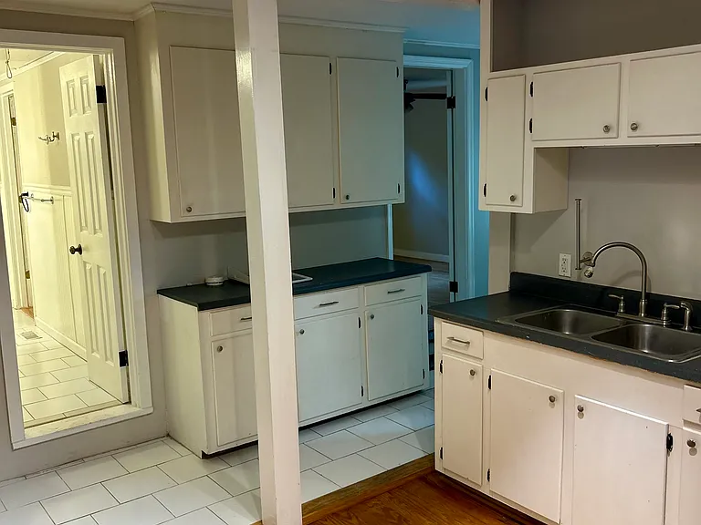 806 S Woodrow St — Photo 17