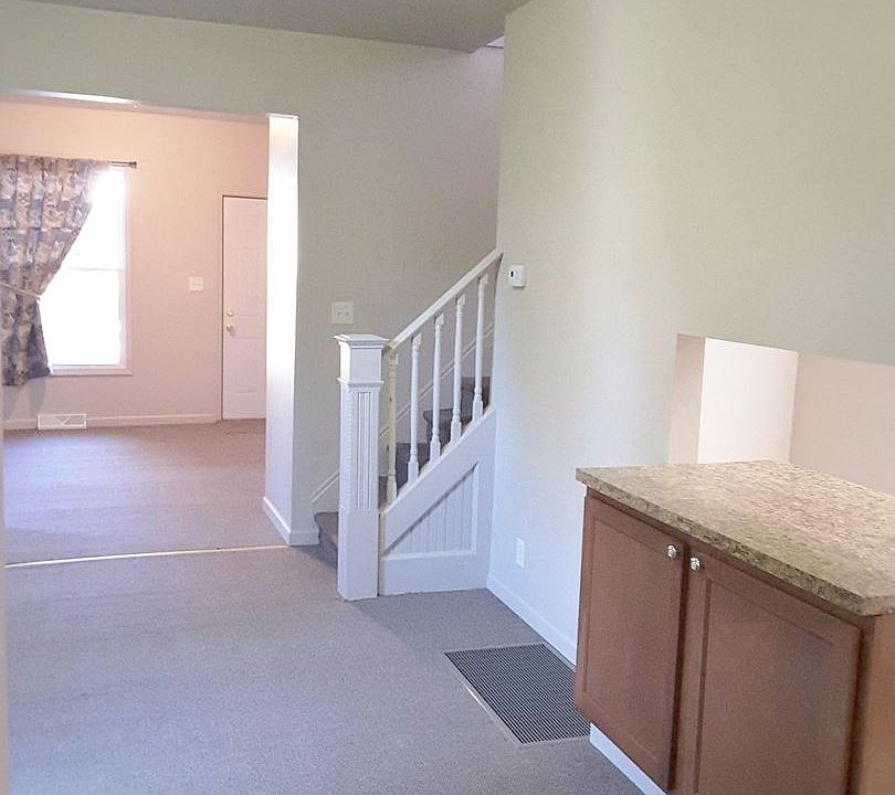 1st image of 621 Aspenwald Ave