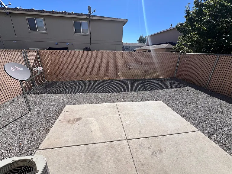 655 Sunny Lane — Photo 32