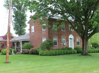 12271 Air Hill Rd, Brookville, OH 45309