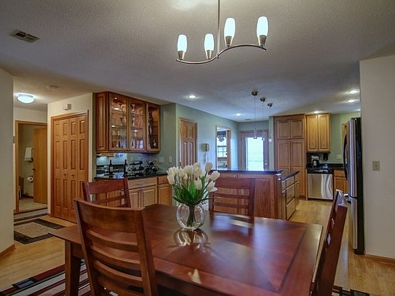4th image of 5383 Mariners Cove Dr Unit 411