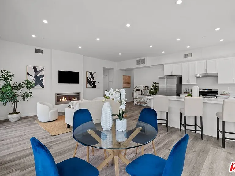 5114 Cahuenga Blvd #1 — Photo 6
